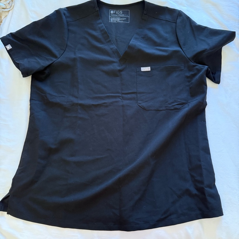 FIGS Scrub Top